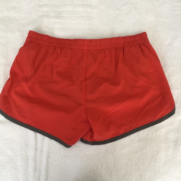 NWT GapFit Orange Running Shorts - Picture 3 of 4